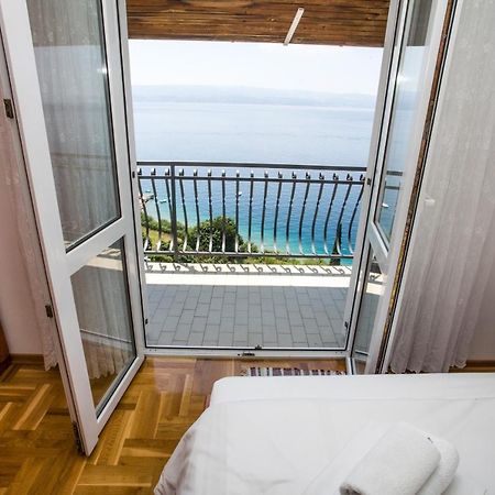 Pile Apartments 8 奥米什 外观 照片